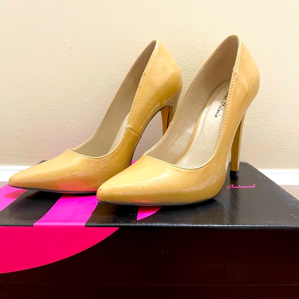 Nude heels